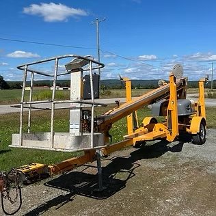 Tow-behind Lift for Rent in New Hampshire and Vermont